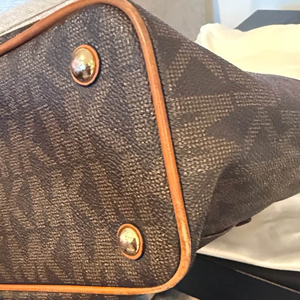 Michael Kors Dark Brown Signature Tote - Picture 12 of 13